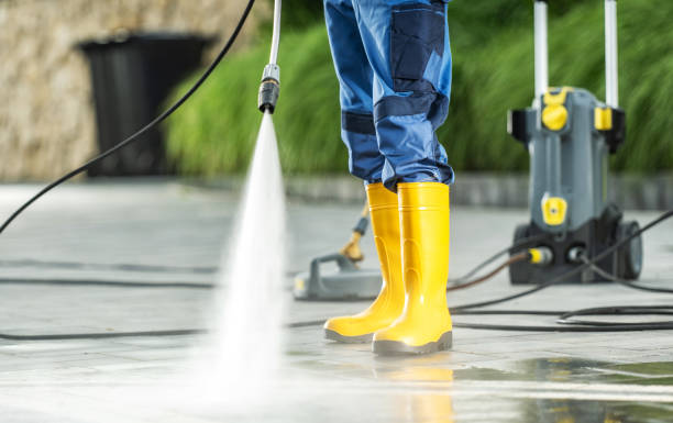 Best Garage Pressure Washing  in USA